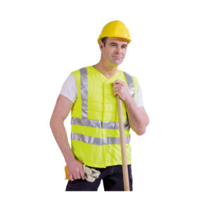Operaio edile che indossa il gilet refrigerante SX3 con inserti riflettenti di E.COOLINE nel colore giallo segnaletico.